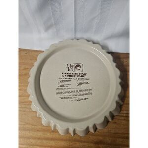 Vintage‎ Chef Tell Dessert Pan by Nordic Ware tan coating no stick 10*1.5"